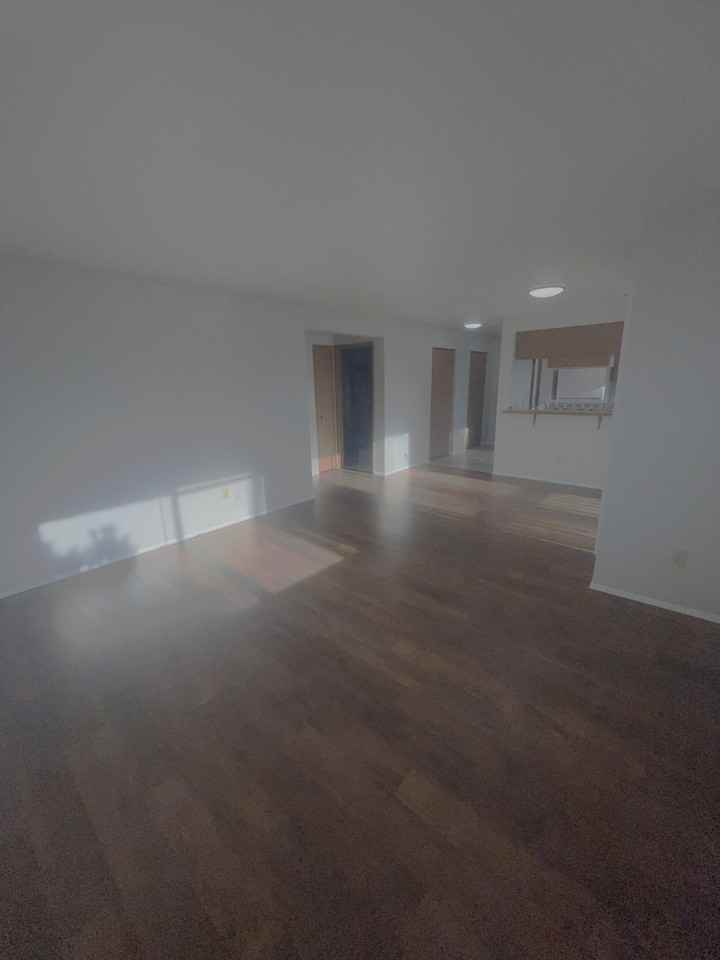 114 NW 3rd Place - Photo 4 of 10