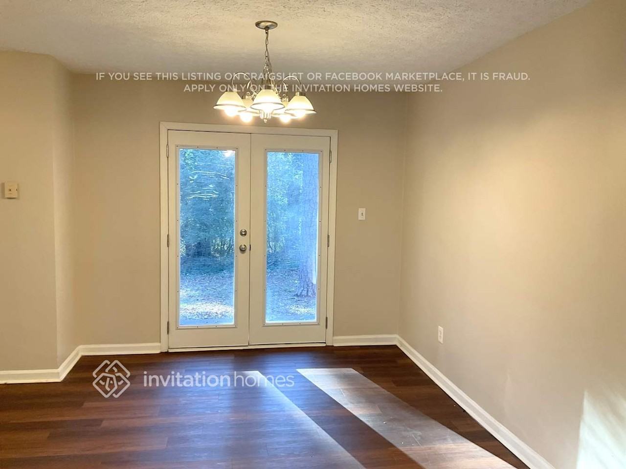 2595 Pamela Dr - Photo 3 of 12