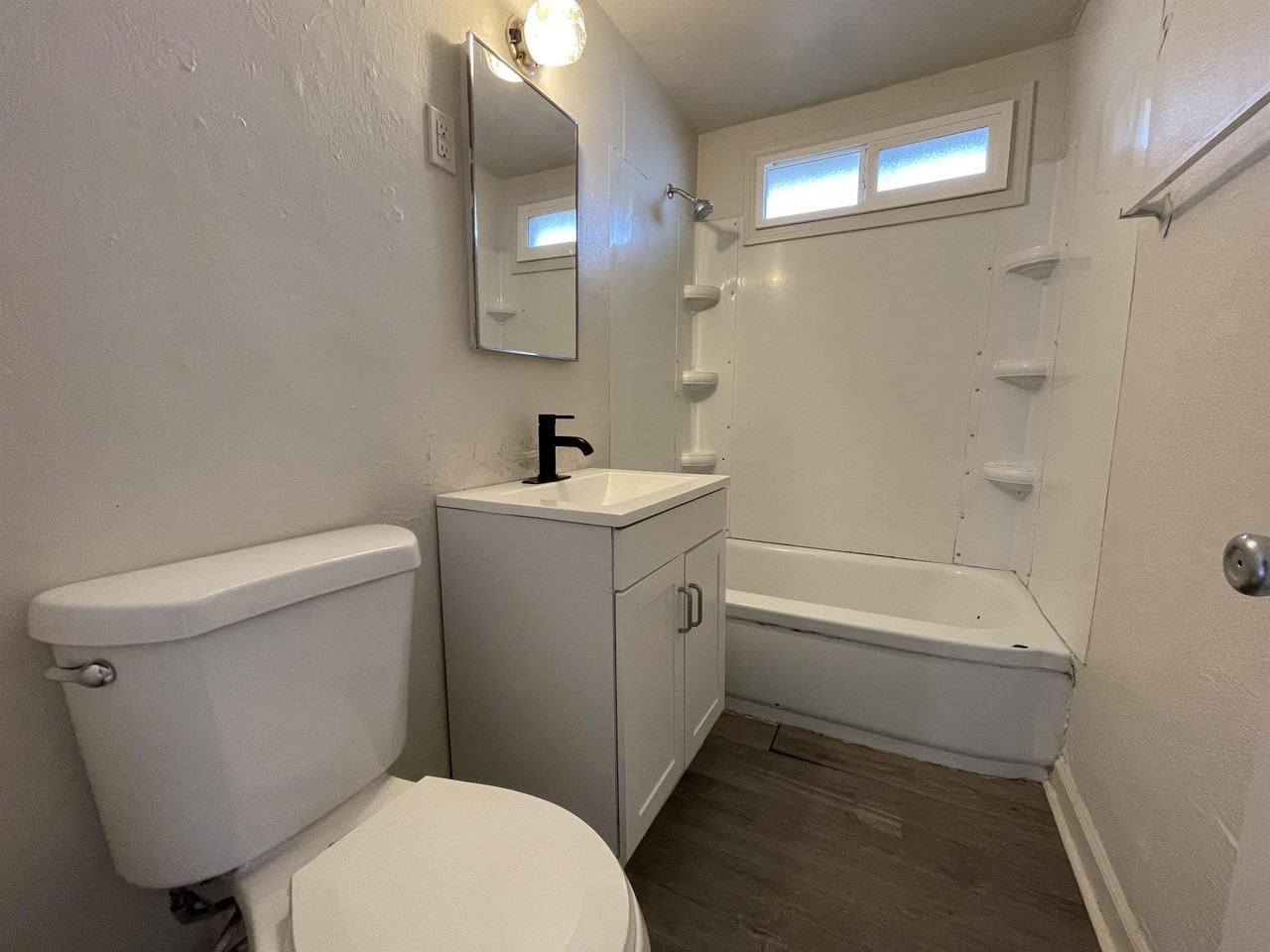 1055-1085 16th Street SE - Photo 7 of 19