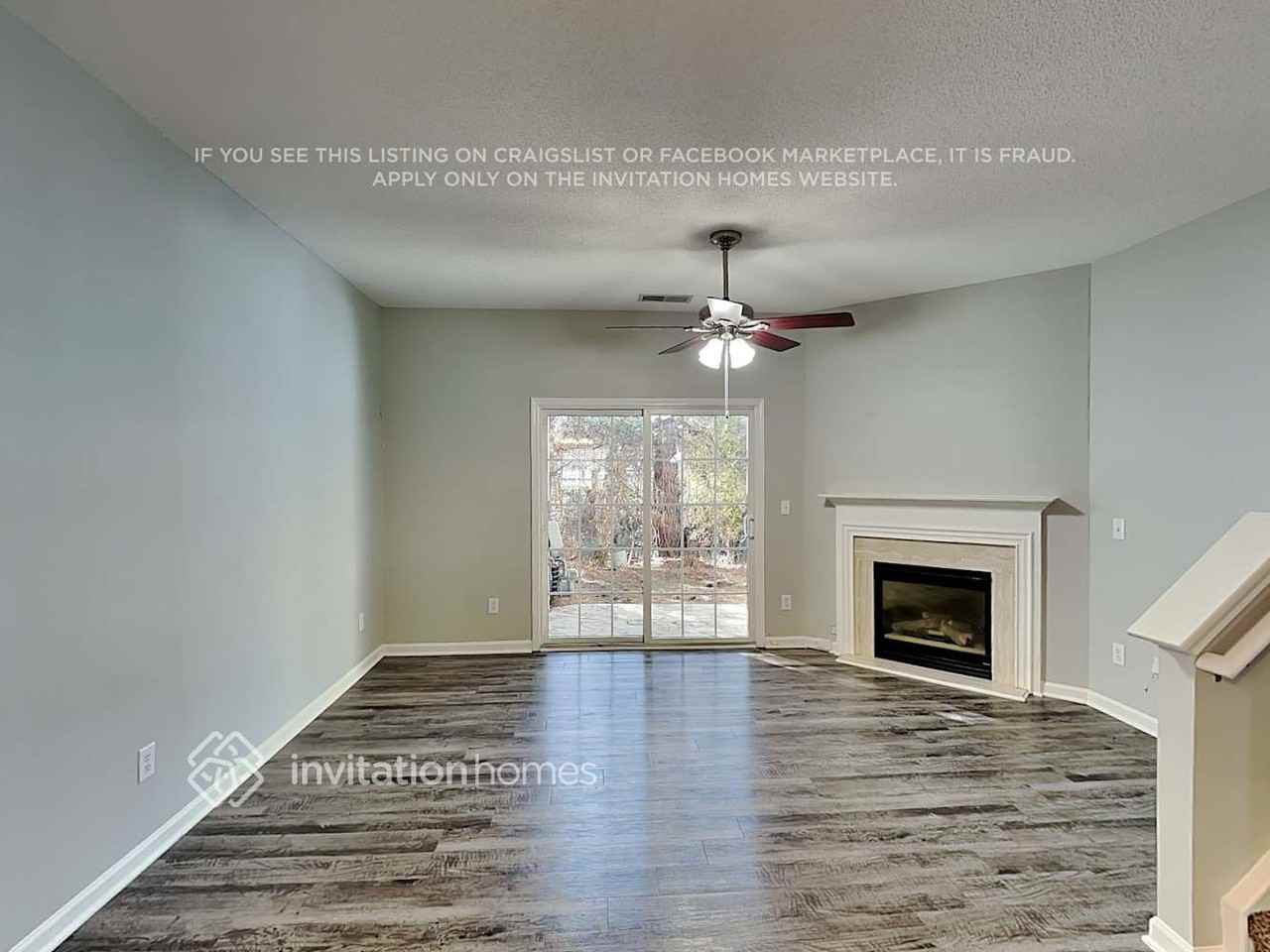 8028 Stoneham Ct - Photo 4 of 18