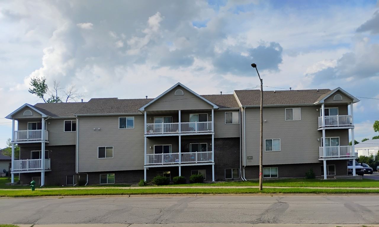 203 Jewel Drive - Photo 2 of 13