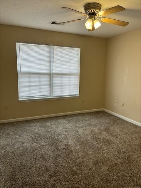 921 Redbud Apartments - Photo 4 of 11