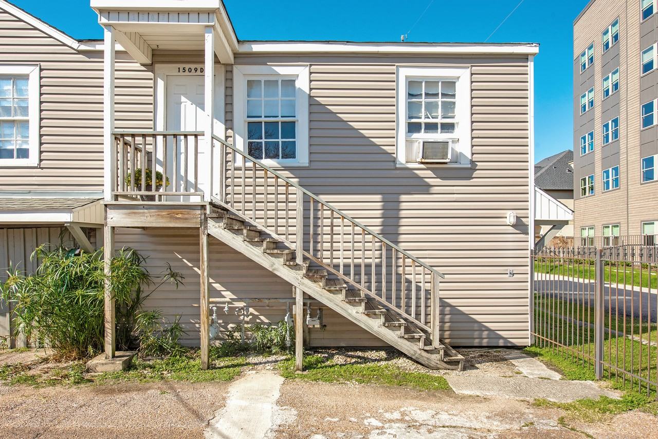 1509 Enid Street - 1Unit D -1 #1 - Photo 2 of 10