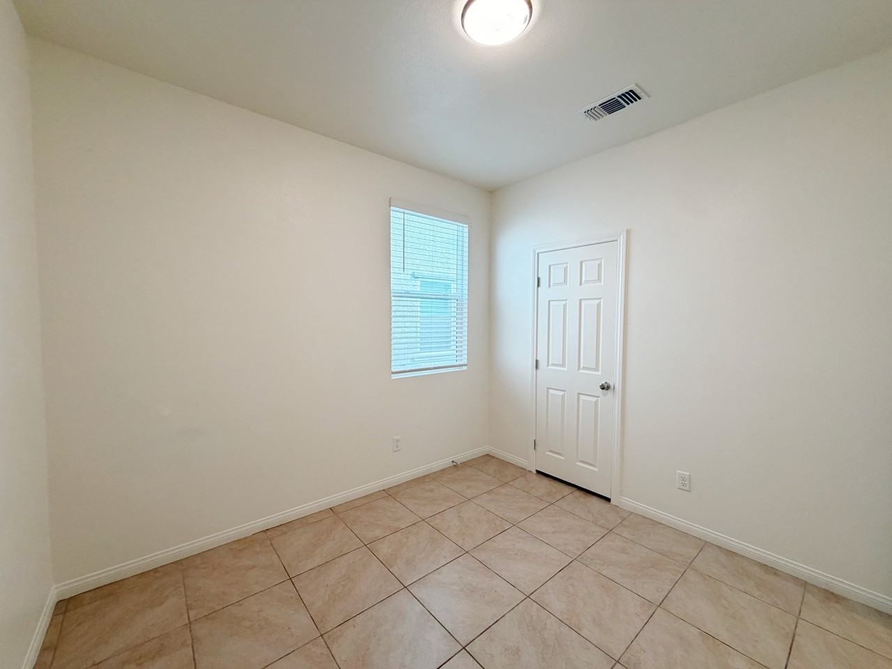 Cottage Vista Ave #1 - Photo 6 of 27