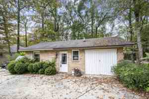 featured image of 4724 Lake Point Ave #1