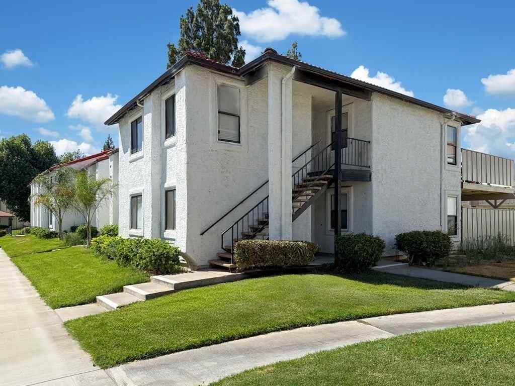 Broadview Apartments - Photo 5 of 10