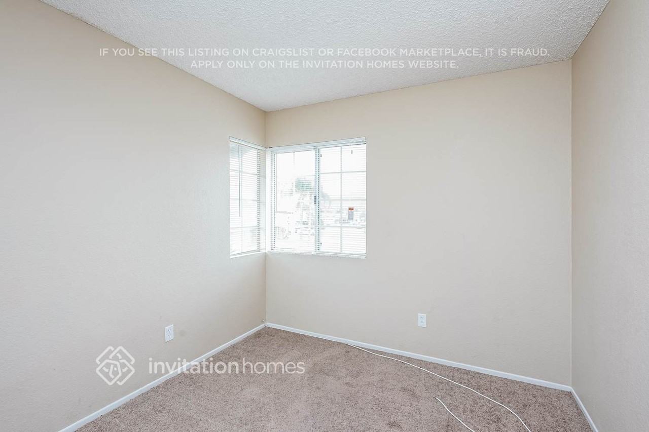 14748 Westward Dr - Photo 4 of 12