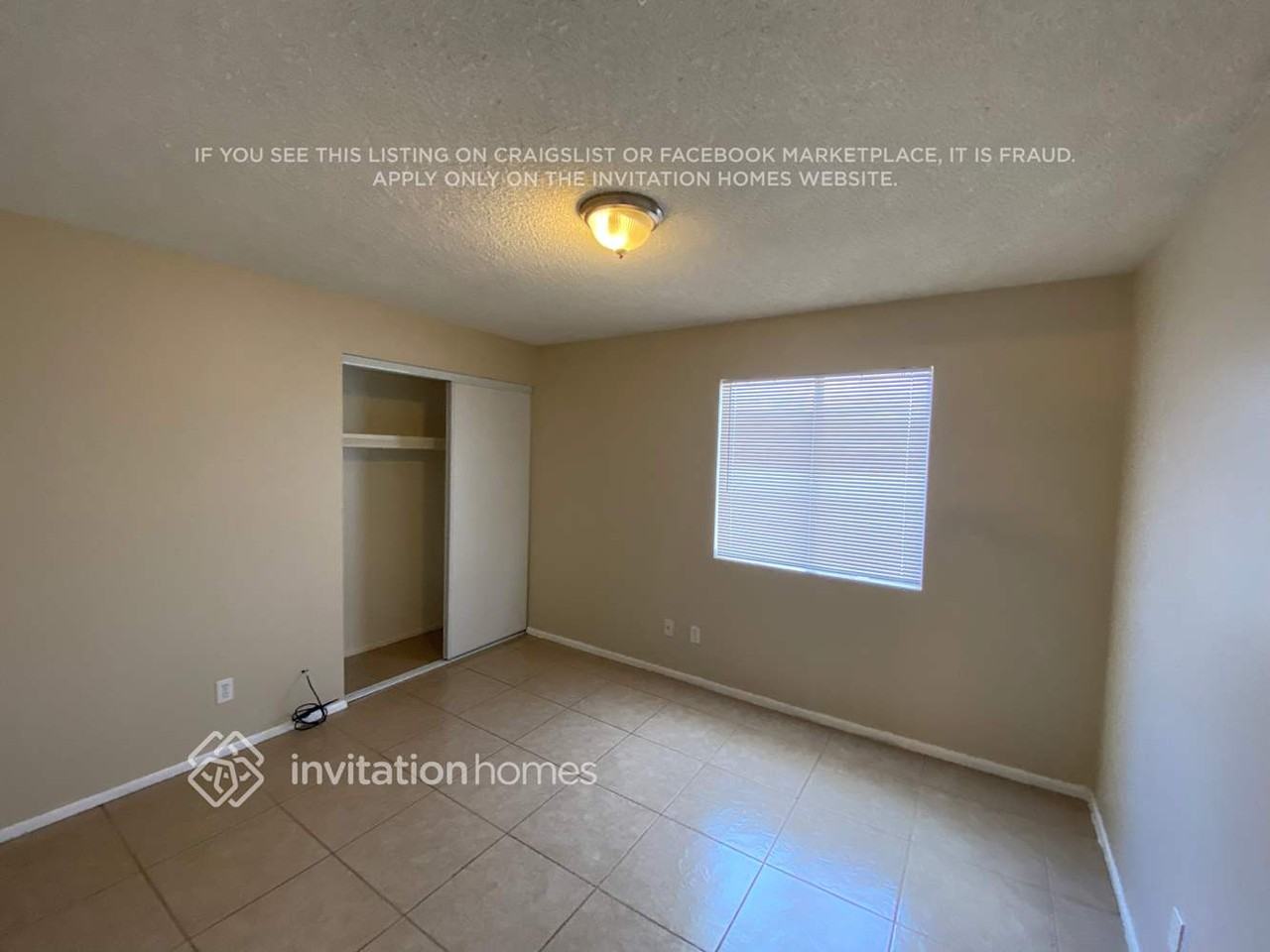 8223 W Hazelwood St - Photo 5 of 8