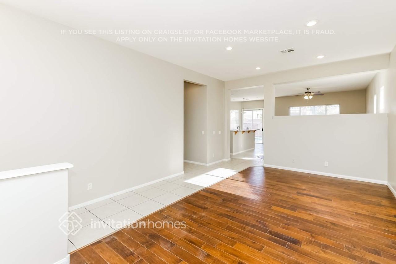 8738 Running Waters Ct - Photo 5 of 17