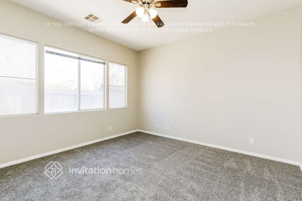8738 Running Waters Ct - Photo 7 of 17