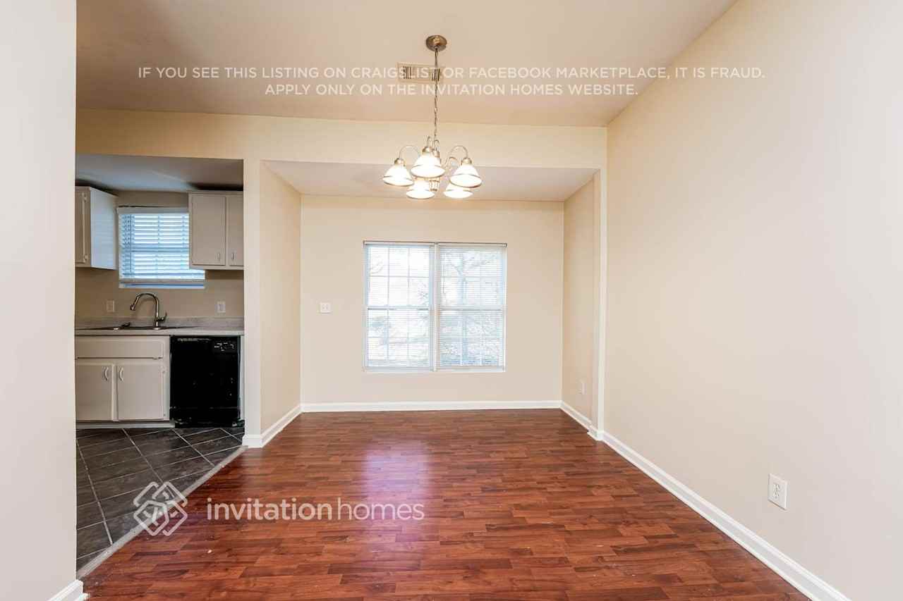 1410 Chelsea Downs Ln Ne - Photo 6 of 18