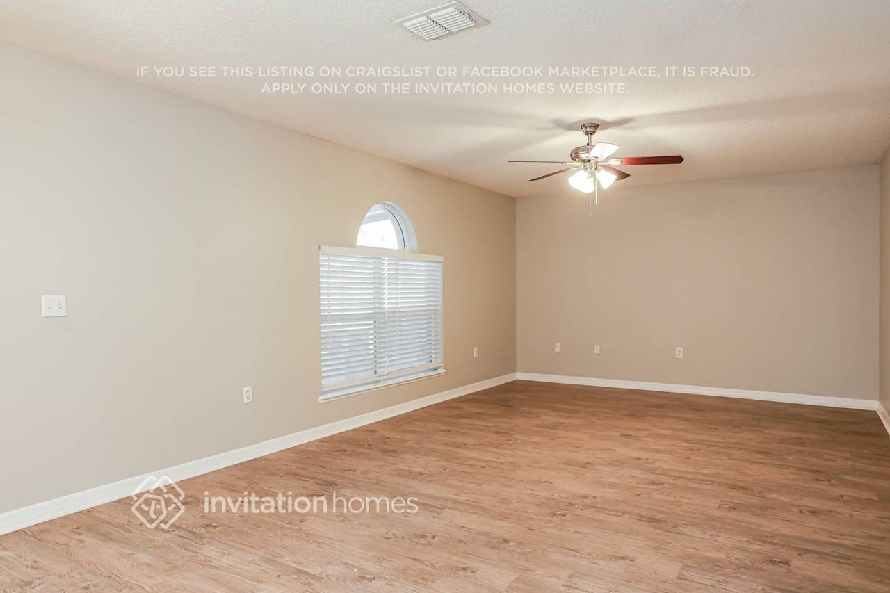 5519 Shady Pine St S - Photo 5 of 18