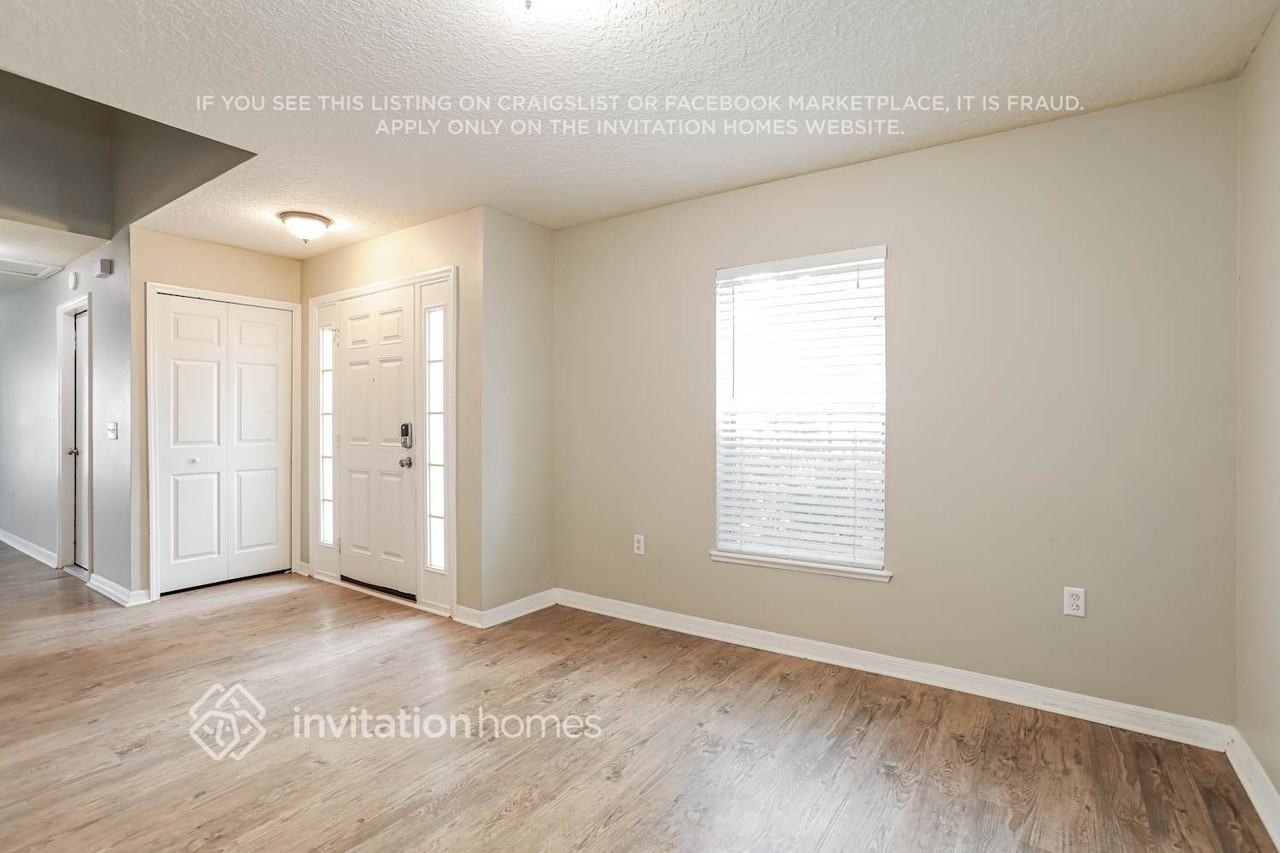 5519 Shady Pine St S - Photo 7 of 18