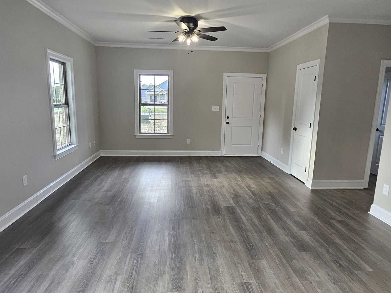 891 Forehand Rd #891B - Photo 3 of 12