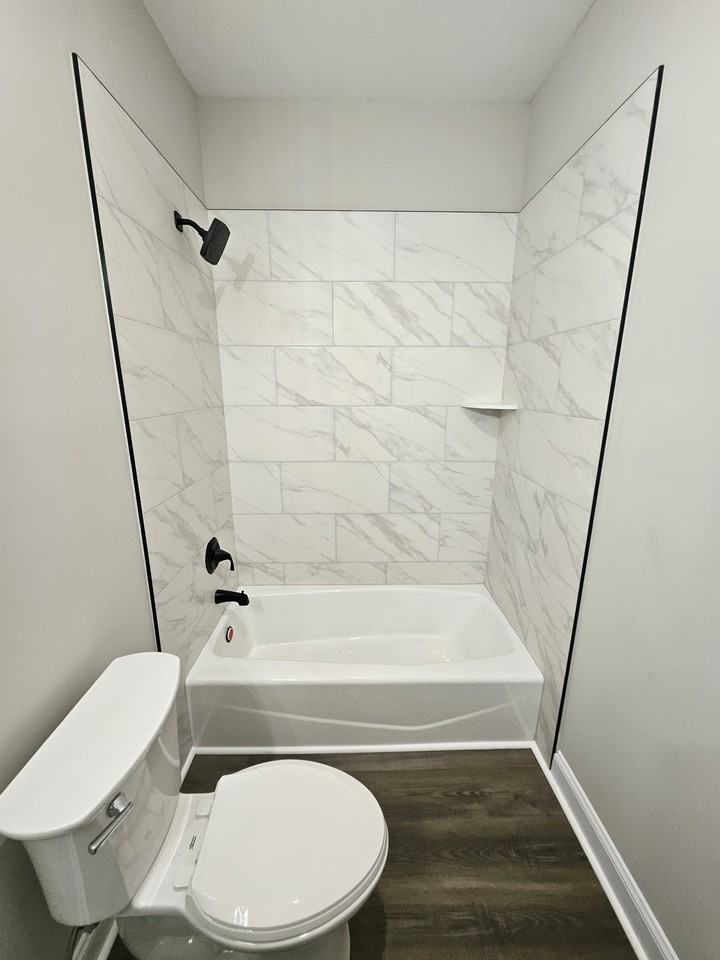 891 Forehand Rd #891B - Photo 7 of 12