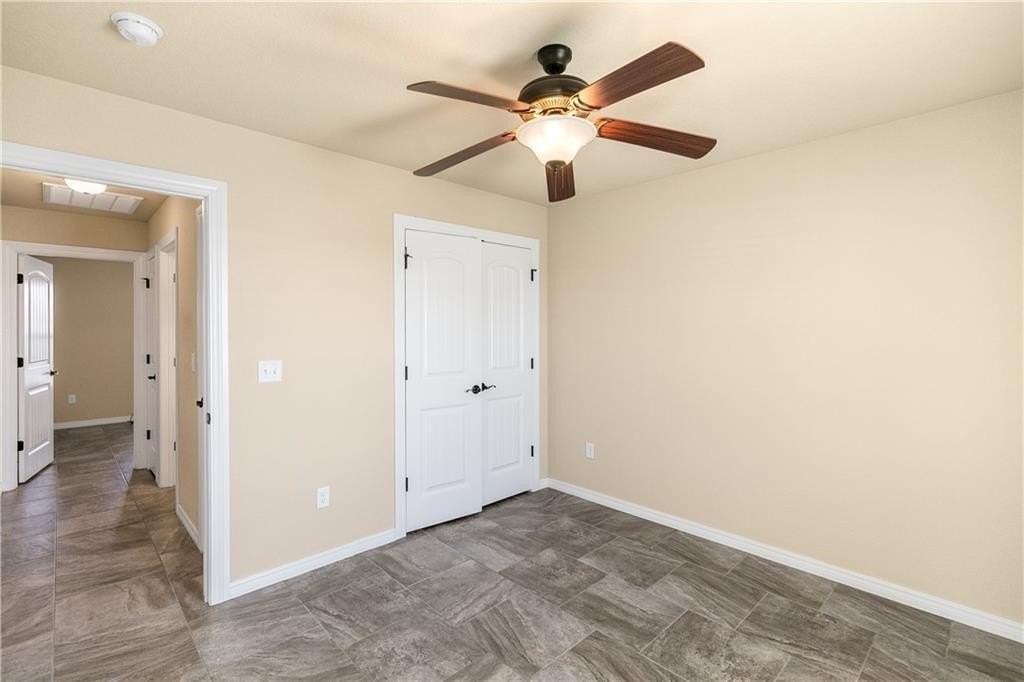 4602 W Croft Dr - Photo 7 of 15