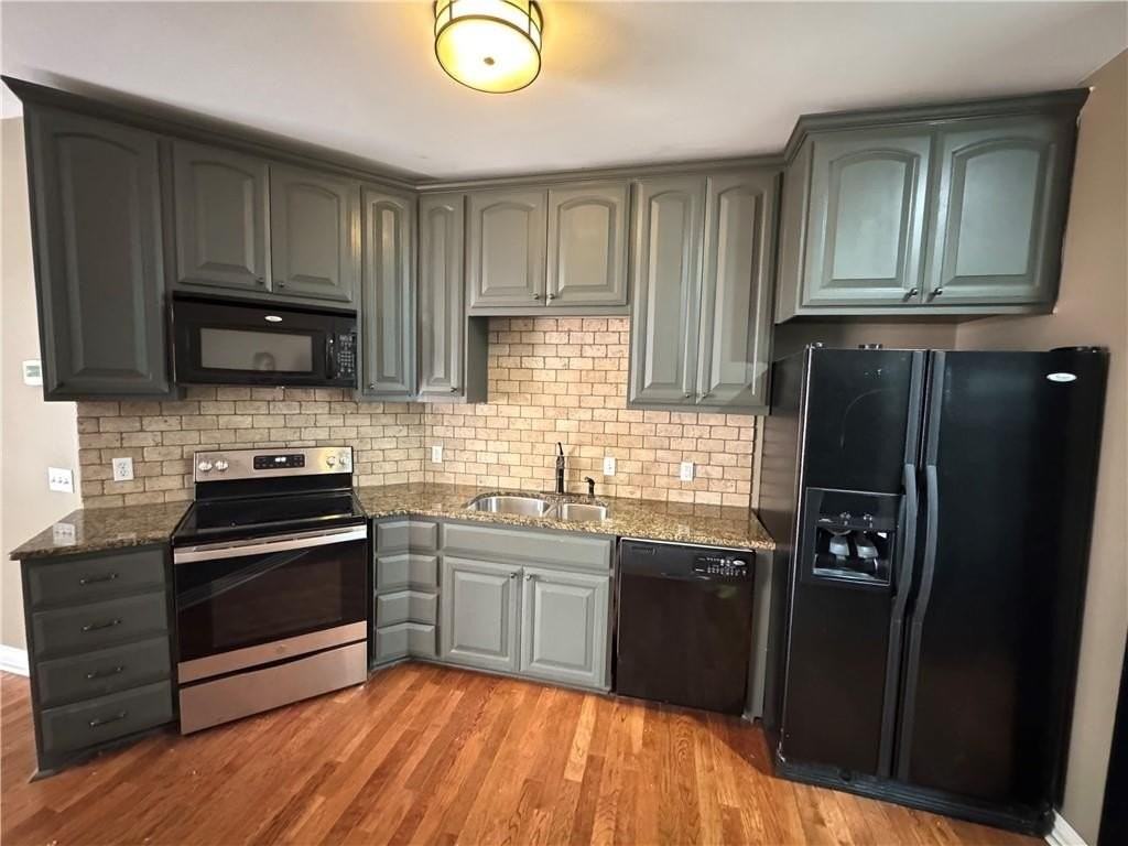 21 E Center St - Photo 7 of 12