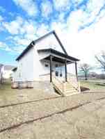 featured image of 5390 Crescent St