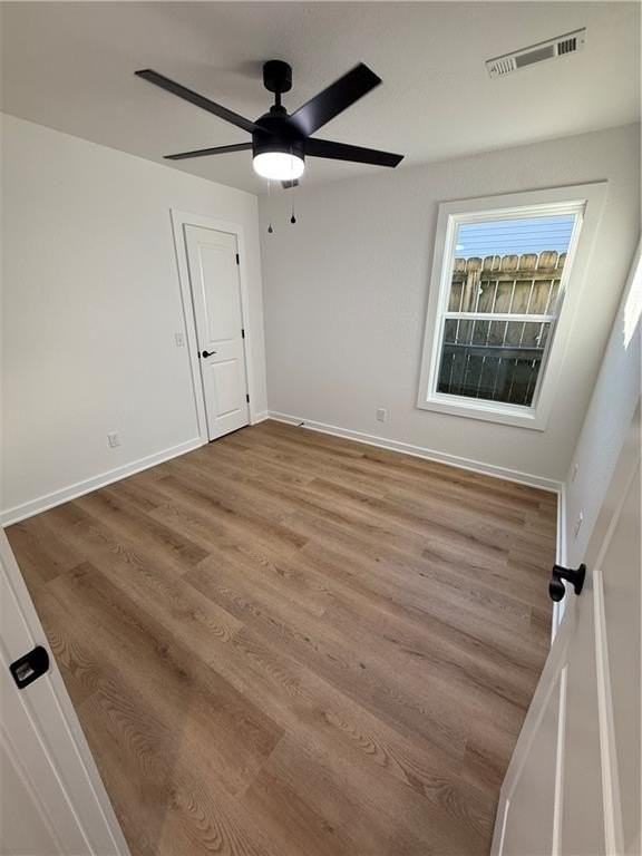 226 Nw J St - Photo 5 of 7