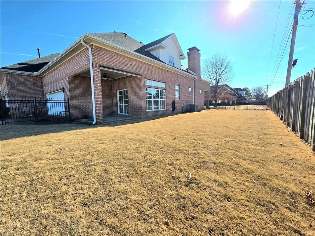 7180 Sundrops Ct - Photo 5 of 7