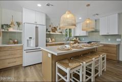 626 E Palomino Dr - Photo 1 of 1