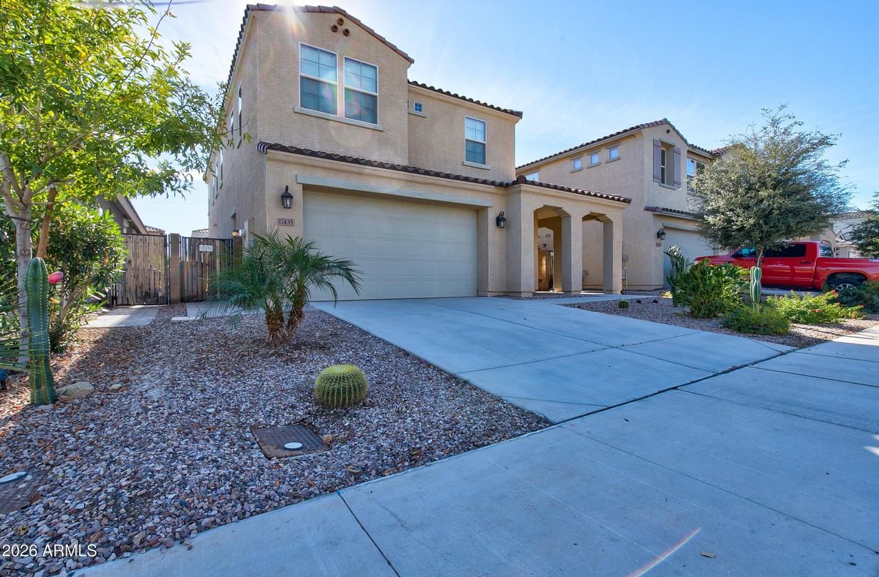 17435 W Georgia Dr - Photo 4 of 43