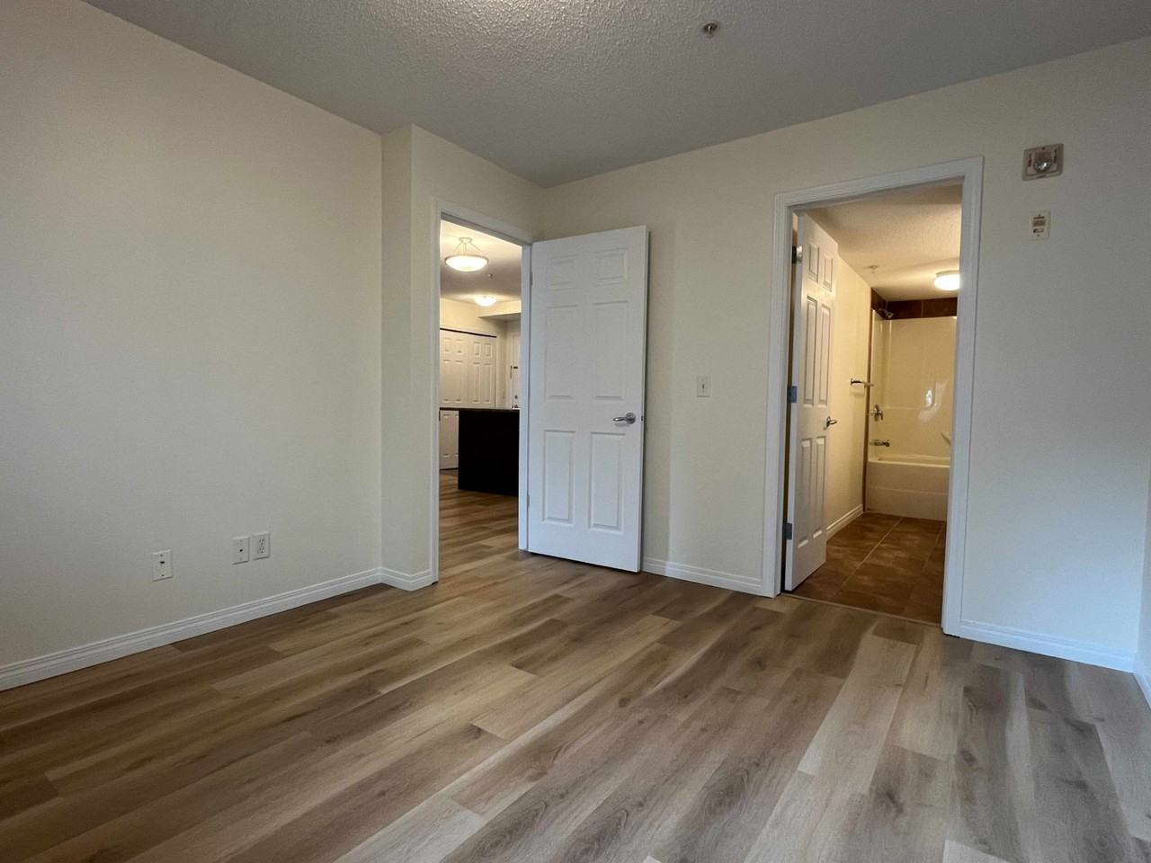 6925 Terrasol Court #103 - Photo 5 of 10