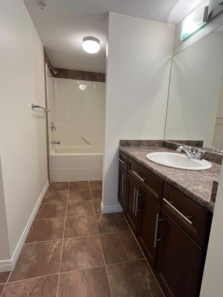 6925 Terrasol Court #103 - Photo 7 of 10