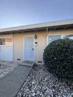 featured image of 9 10th St #1