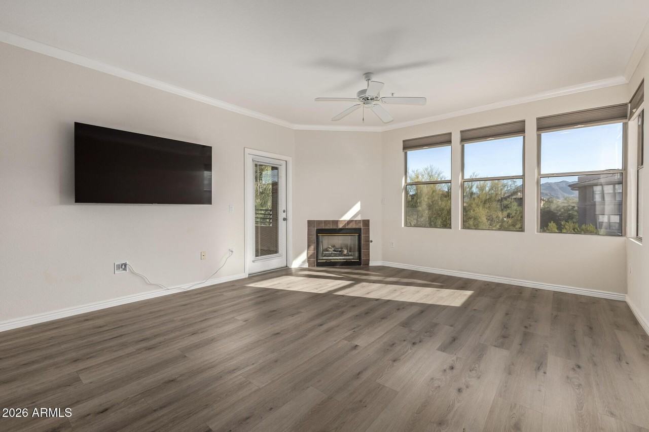 19777 N 76th St Apt 3280 #3280 - Photo 6 of 39