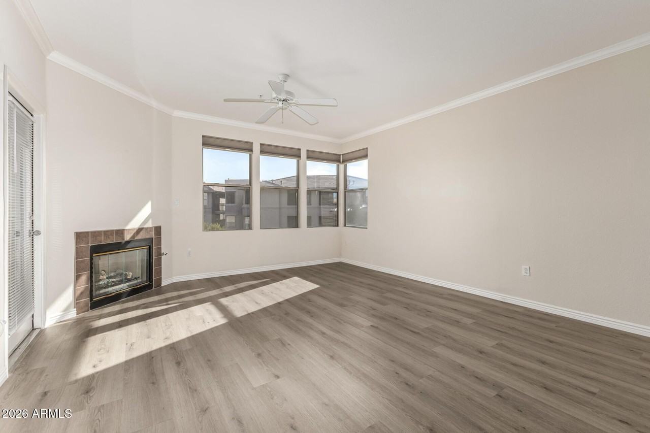 19777 N 76th St Apt 3280 #3280 - Photo 7 of 39