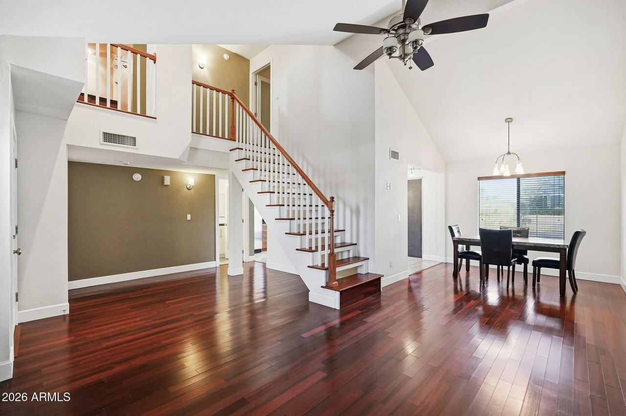 1736 N Sierra Vista Dr - Photo 2 of 19