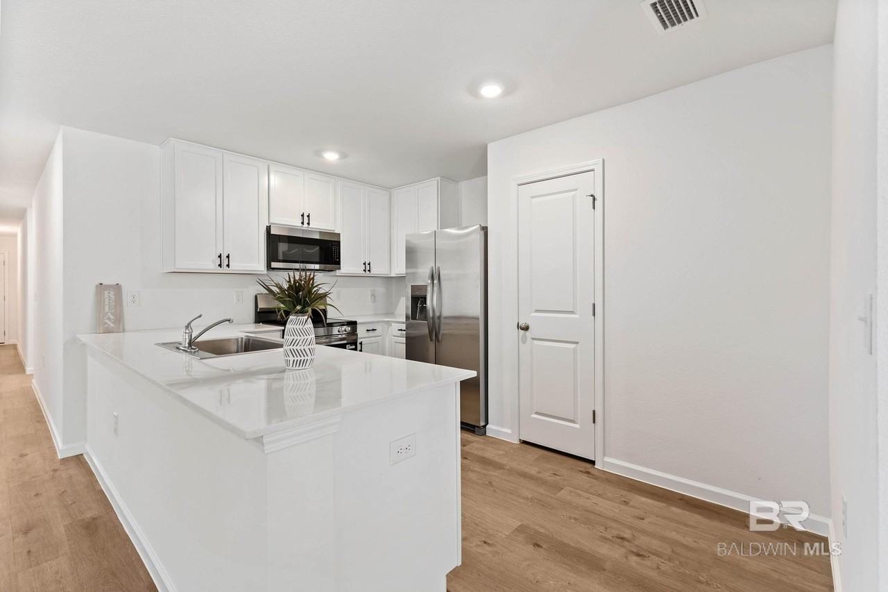 19349 Gray Horse Dr - Photo 7 of 29