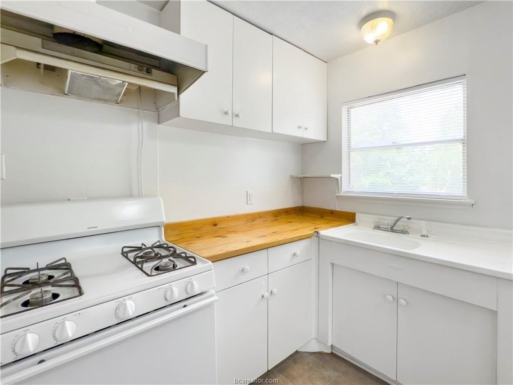 703 Cherry St - Photo 6 of 17