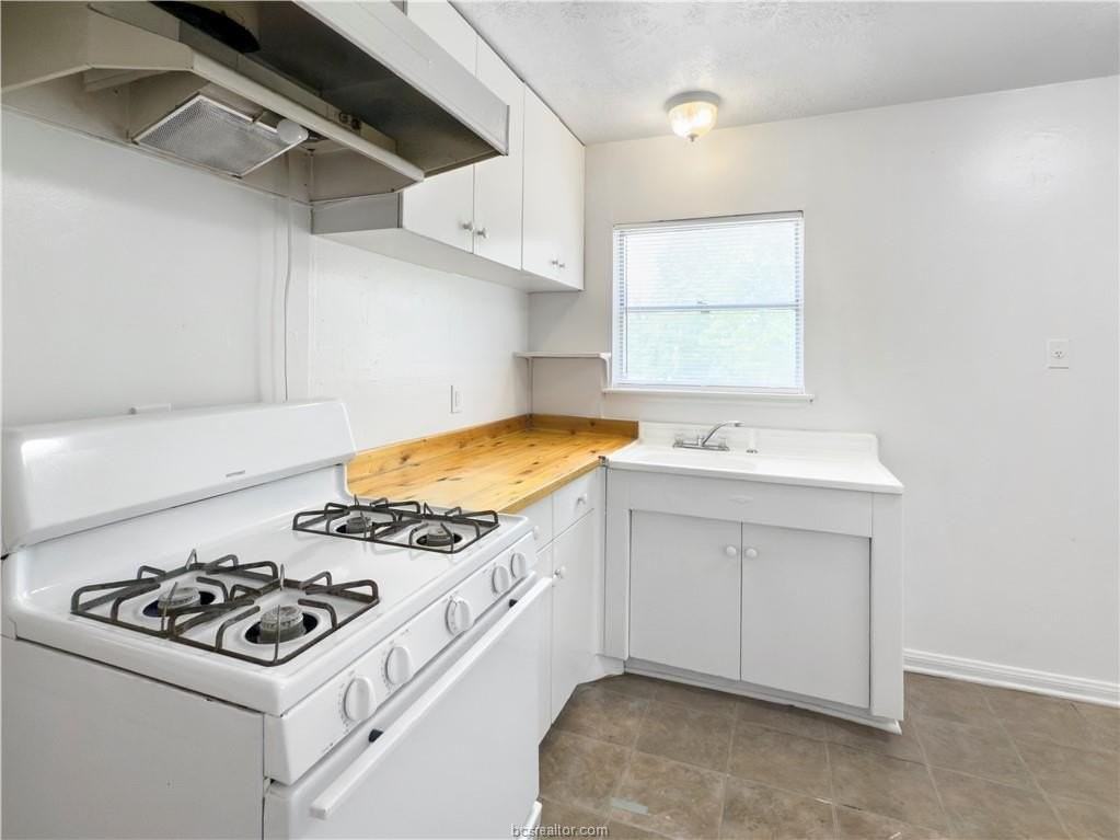 703 Cherry St - Photo 7 of 17