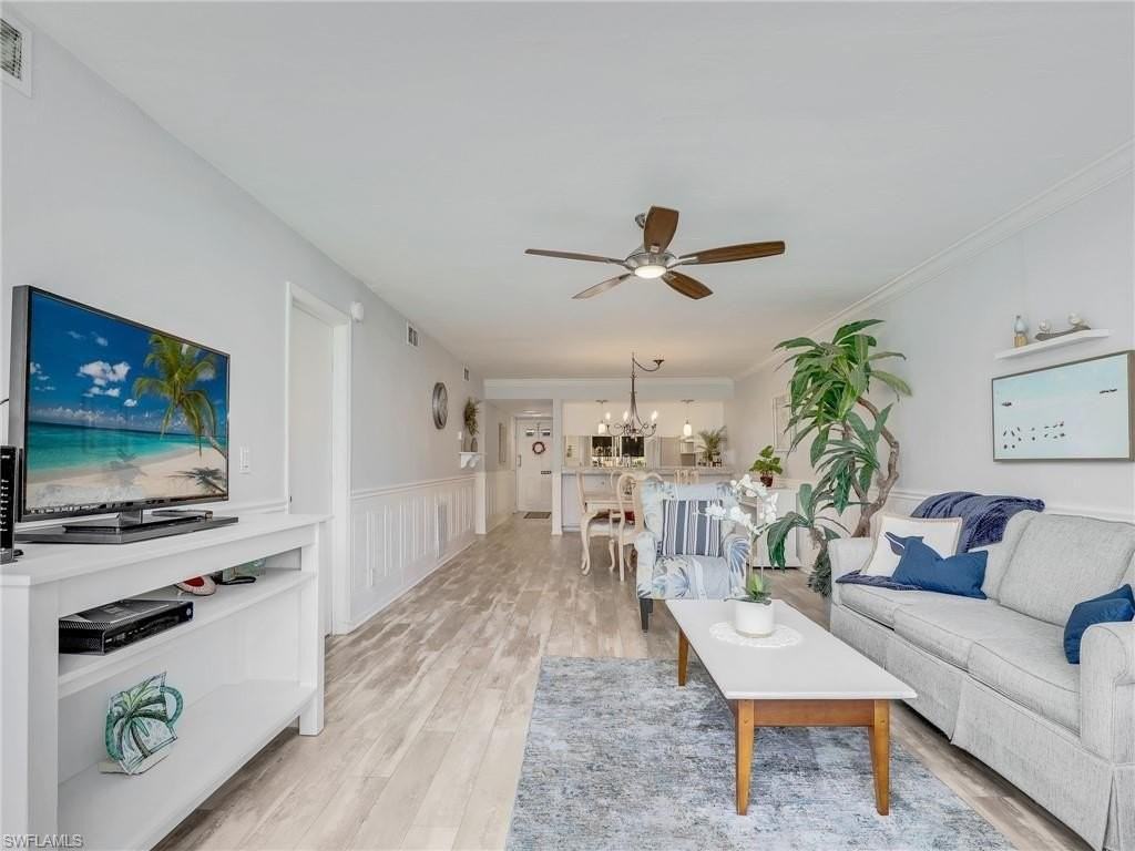 4230 Jack Frost Ct Apt 7 #7