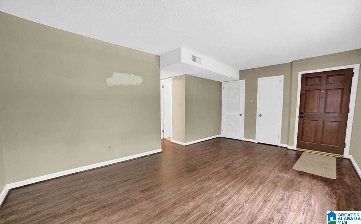 1504 Al Seier Rd - Photo 3 of 17