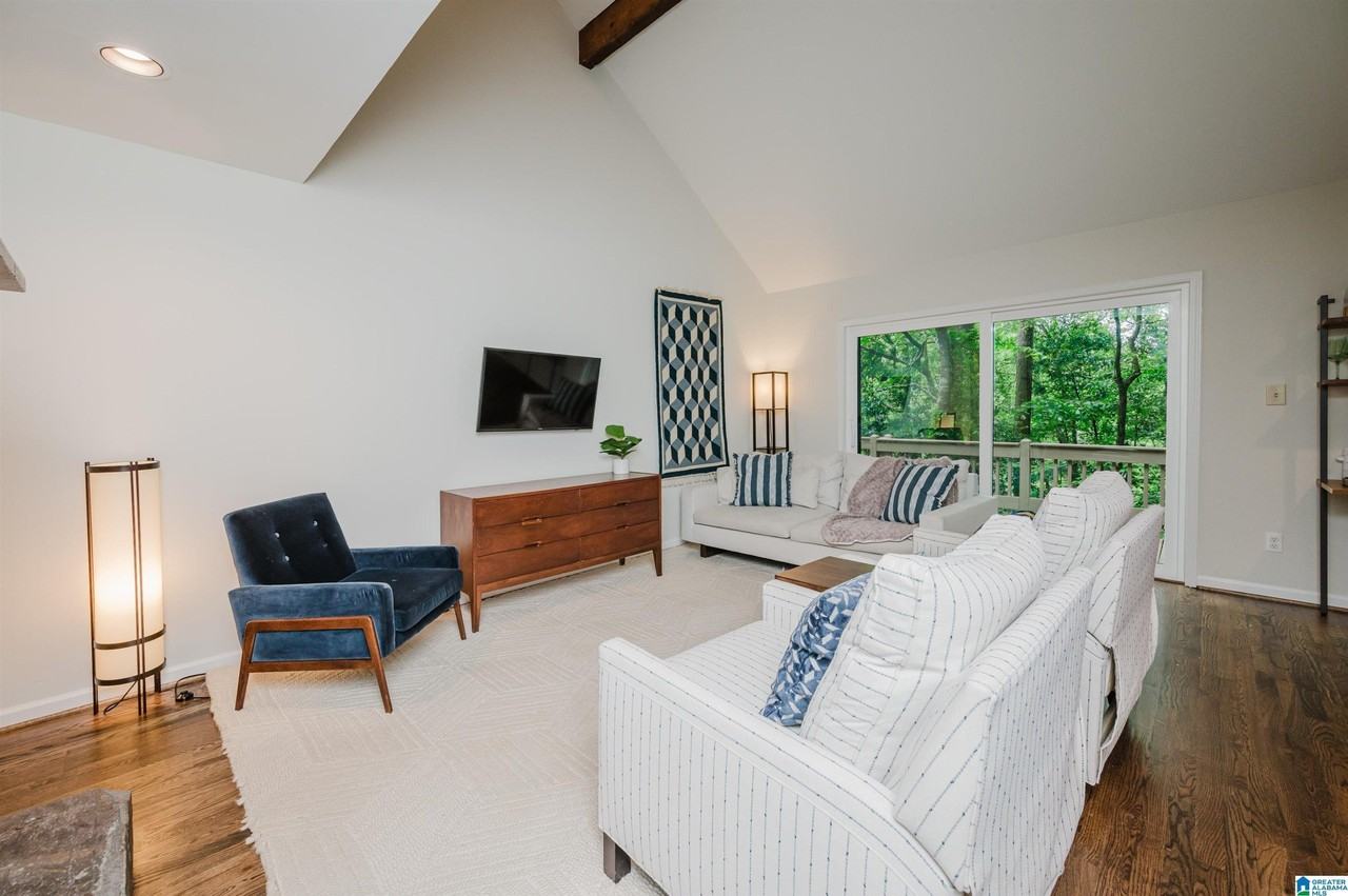 3472 Brent Dr - Photo 7 of 48