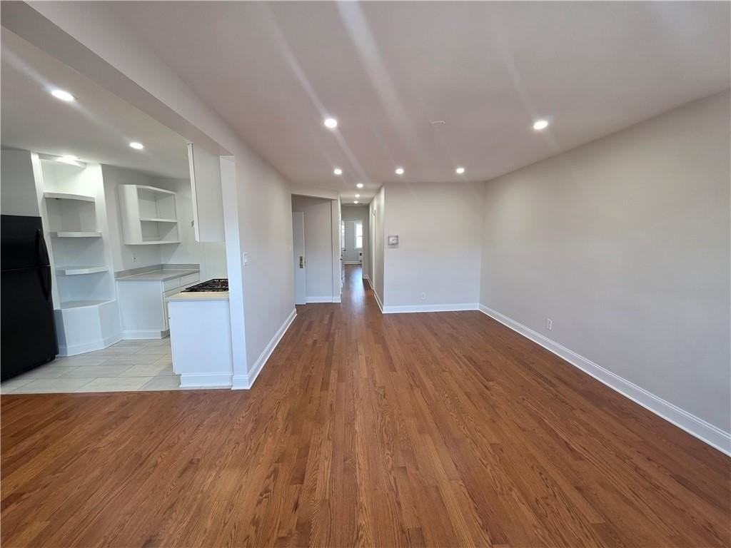 1443 E 89th St #2FL - Photo 7 of 21