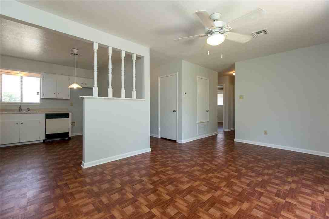 5418 Buggywhip Dr - Photo 6 of 15