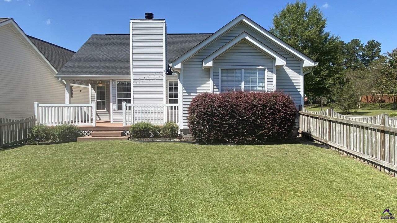 125 Bayside Cir - Photo 3 of 14