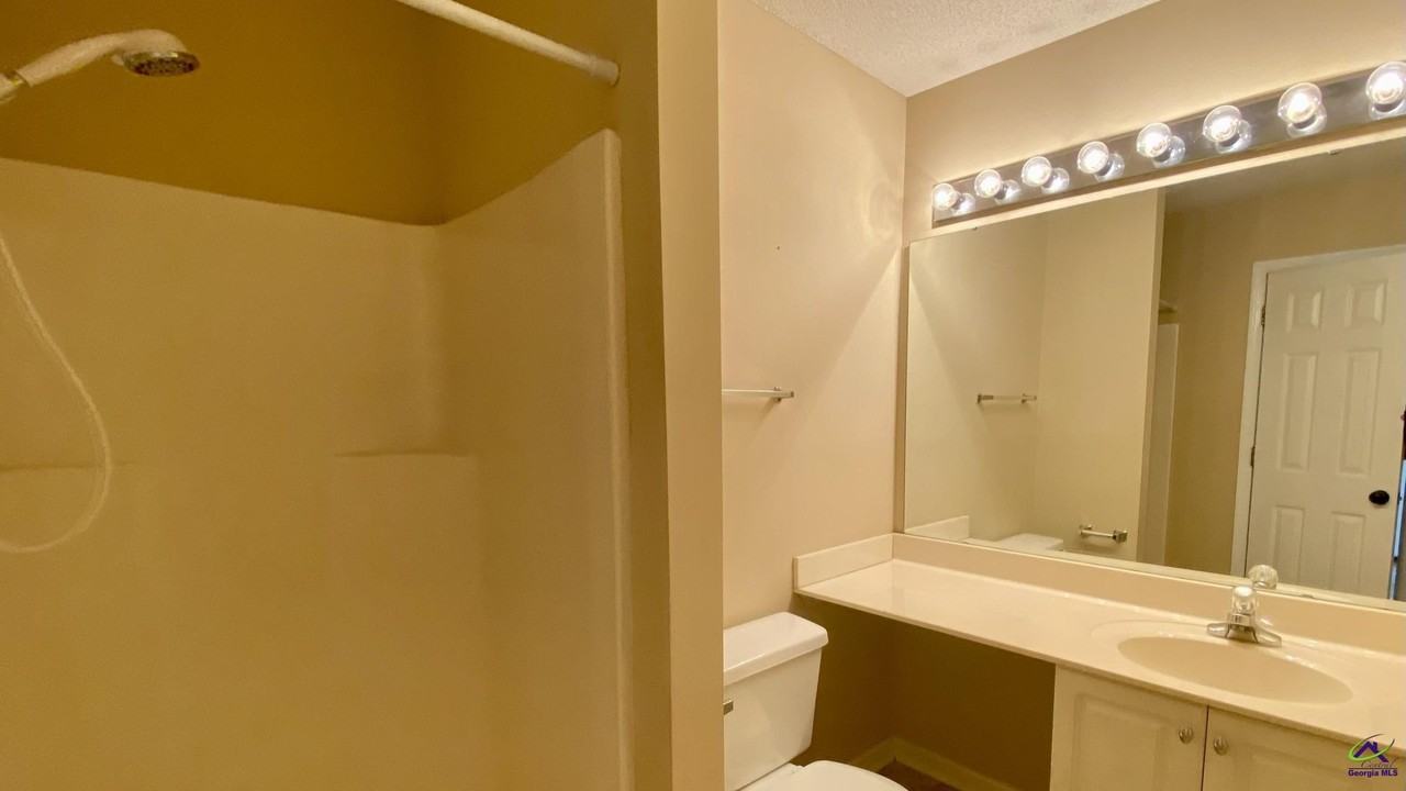 125 Bayside Cir - Photo 5 of 14