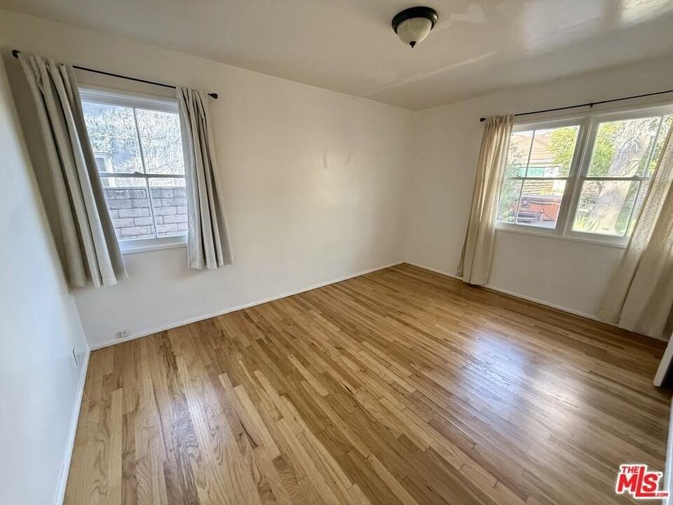 2830 Glendon Ave - Photo 4 of 20