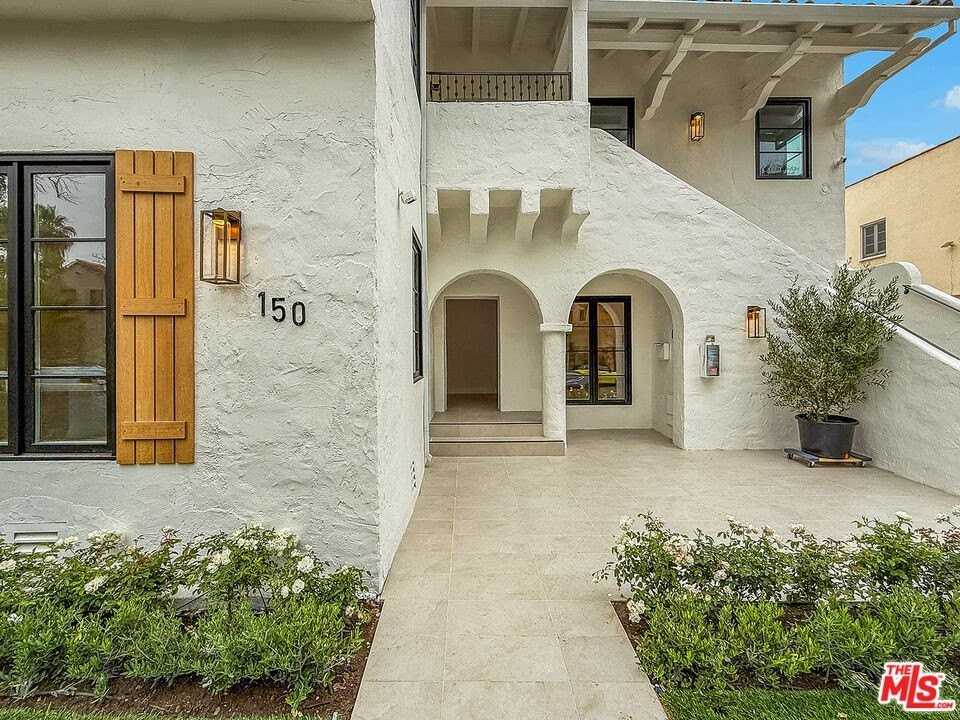 150 N Arnaz Dr Apt C #C - Photo 2 of 36