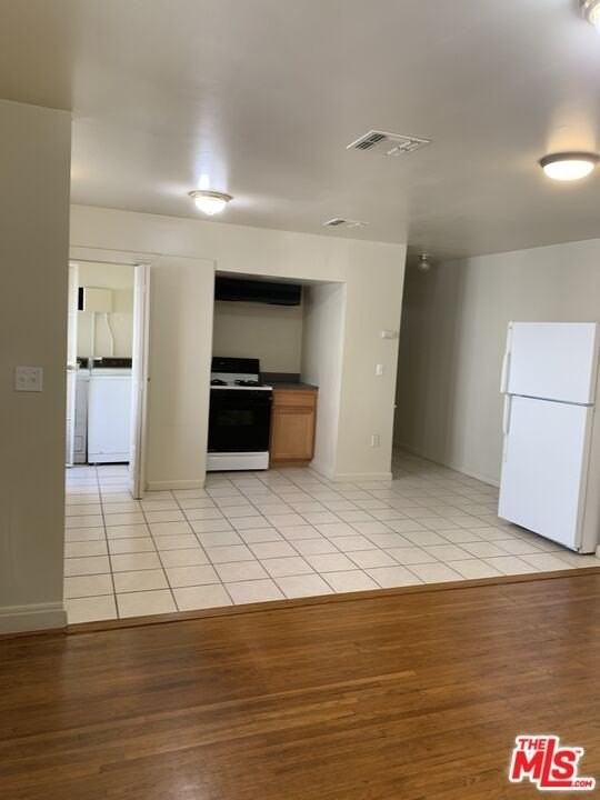 2934 12th Ave - Photo 5 of 9