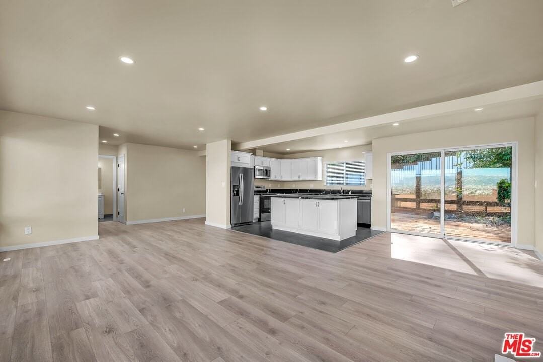 5324 Weatherford Dr - Photo 6 of 39