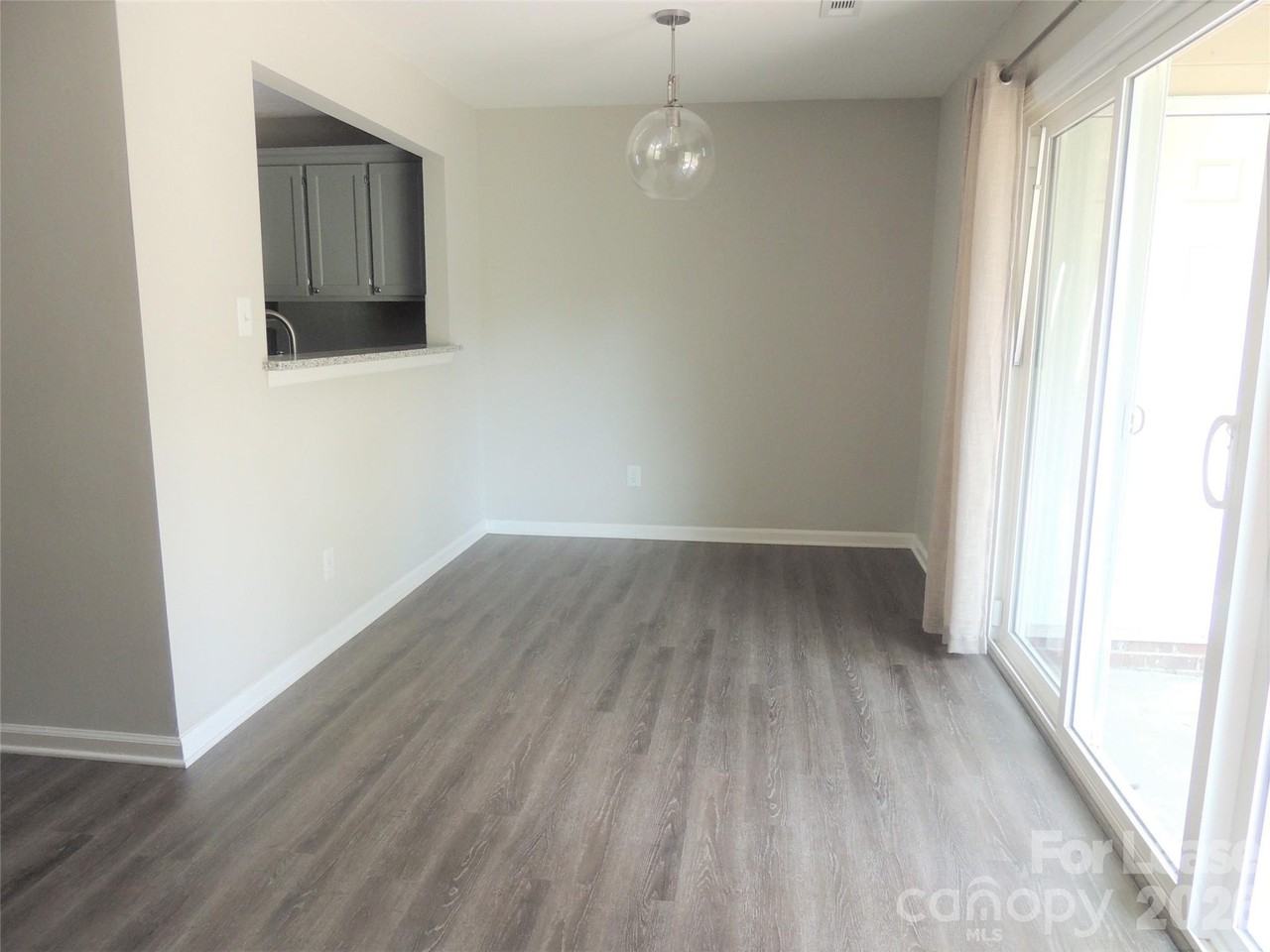 9252 Kings Canyon Dr - Photo 5 of 23