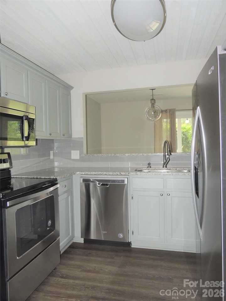 9252 Kings Canyon Dr - Photo 6 of 23