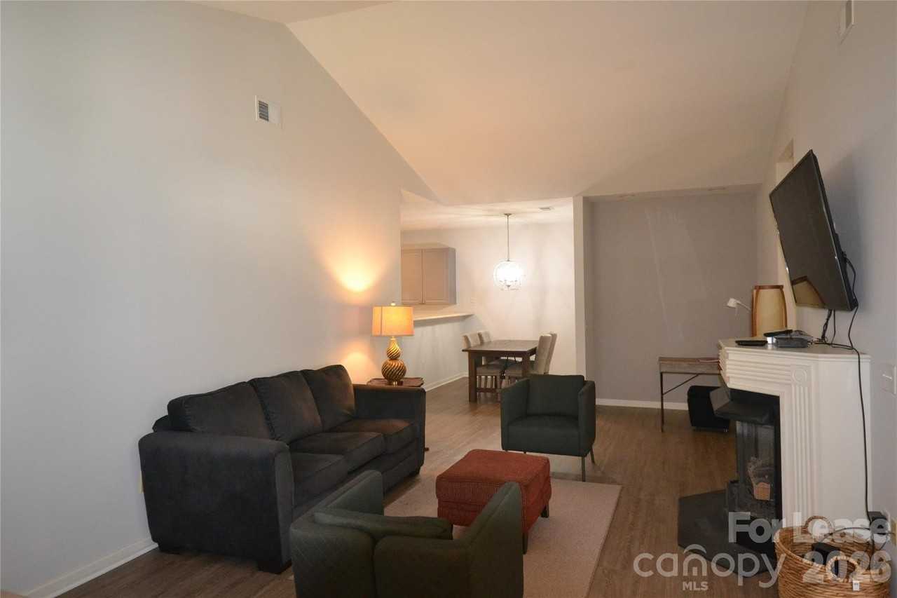 6307 Half Dome Dr - Photo 4 of 29