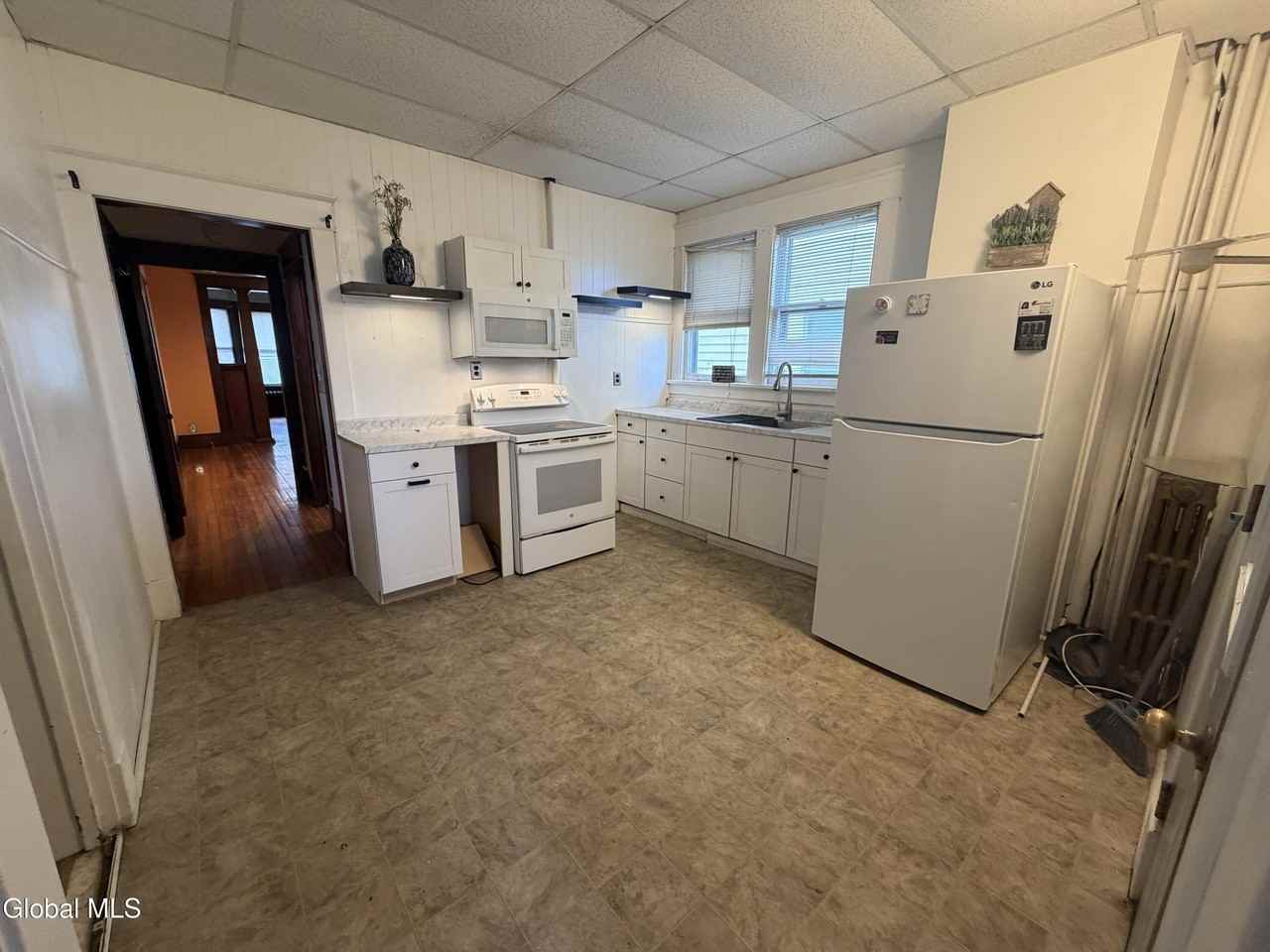 479 West St - Photo 7 of 23